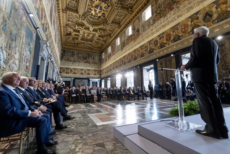 Al Quirinale la cerimonia di consegna delle insegne di Cavaliere dell'Ordine Al Merito del Lavoro
