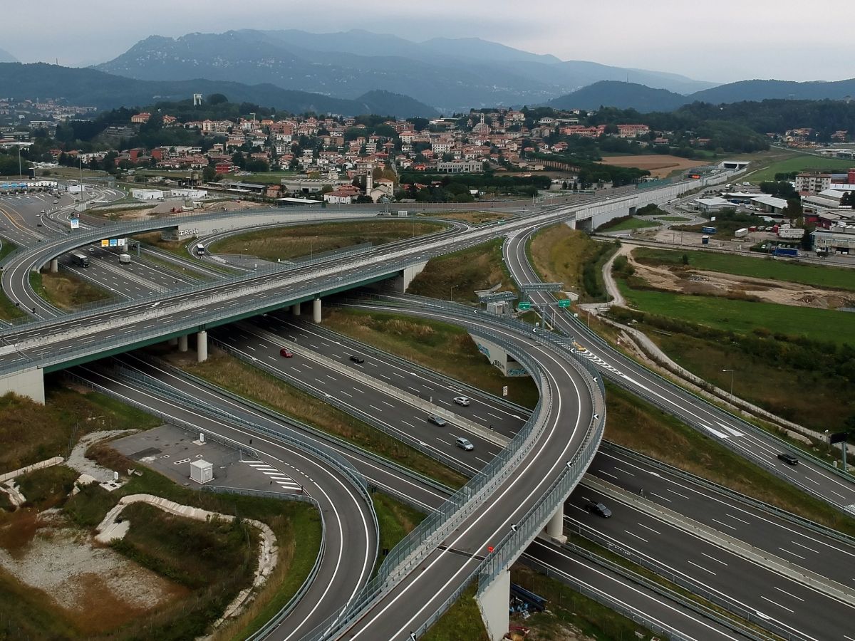 Asti-Cuneo aperta: l’autostrada che chiude 34 anni di attese