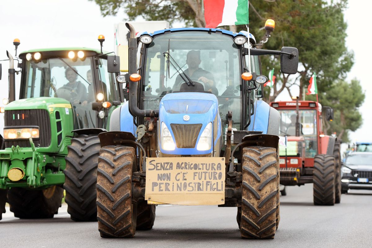 Trattori in rotta su Bruxelles: il 18 dicembre sfida sulla Pac