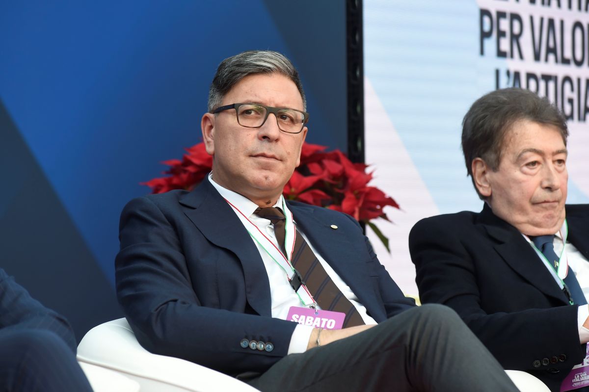PMI, 35mila già usano l’AI, ma 172mila sono pronte a partire. La domanda è: chi le accompagnerà?