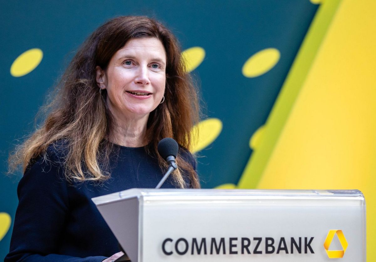 Commerzbank alza le difese: il futuro dell’investimento Unicredit in bilico