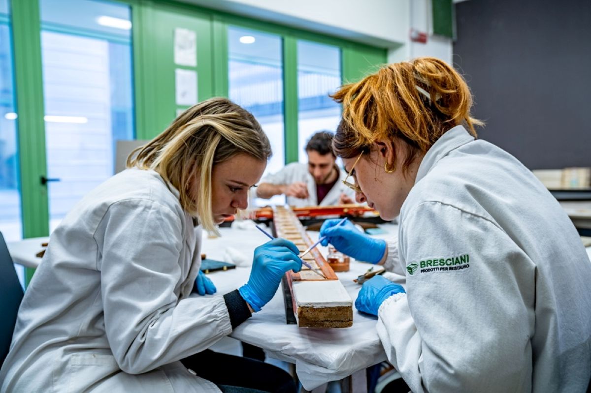 Disparità salariale di genere: le donne italiane guadagnano il 20% in meno degli uomini