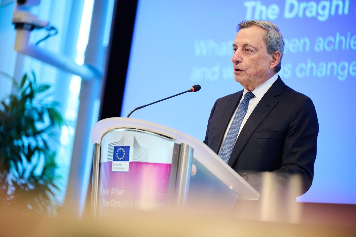 Draghi scuote l’Europa: senza AI sarà stagnazione