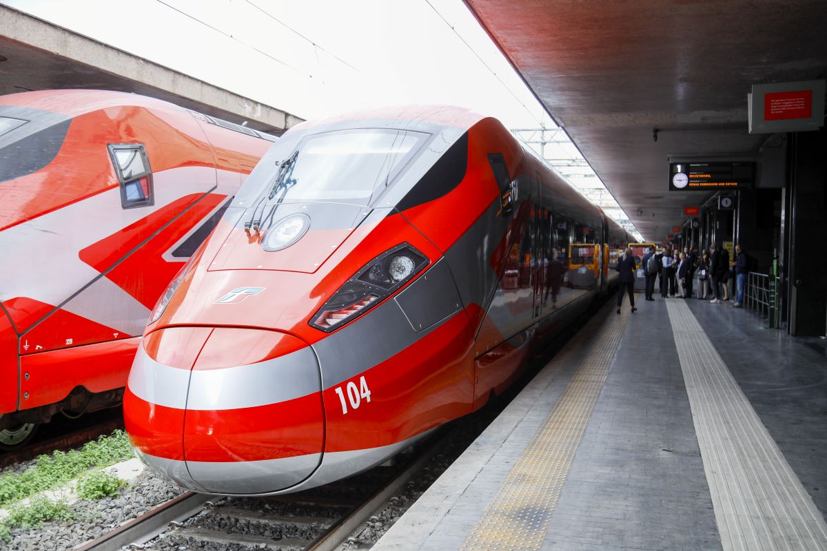 Frecciarossa a Londra entro il 2029: l’assalto italiano