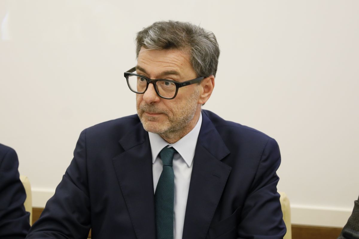Governo rilancia l’Irap sulle banche: nuova tassa sotto i riflettori