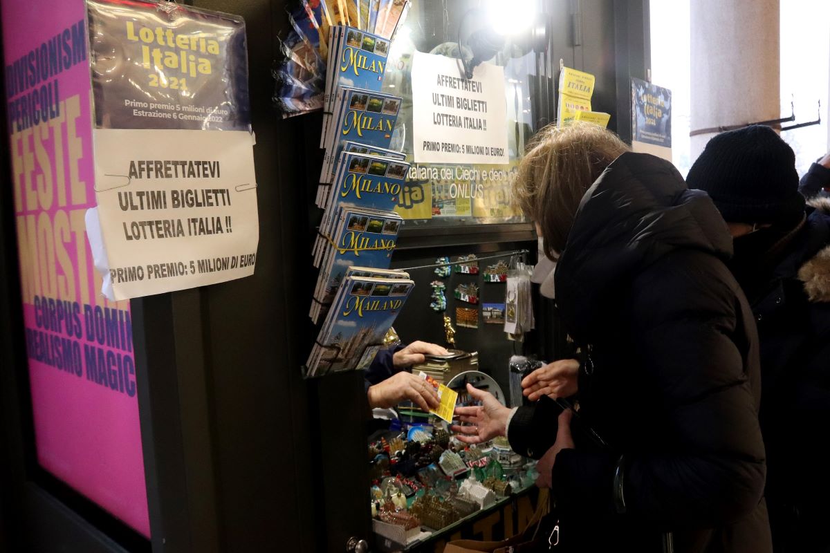 Lotteria Italia: i biglietti vincenti e curiosità sui premi milionari