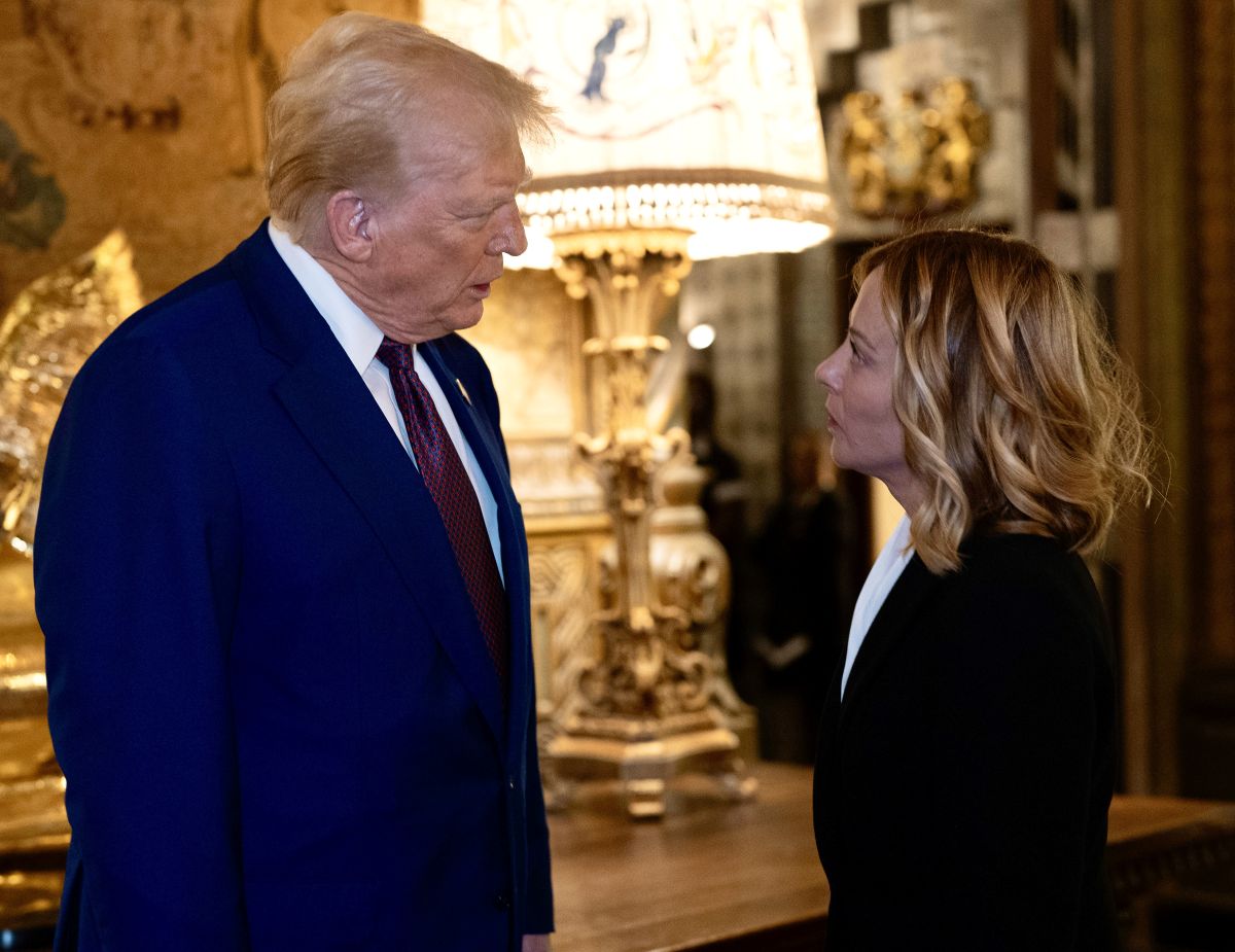 Meloni se la sbriga nella tana di Trump, ma l’Ue non si fida resta al balcone
