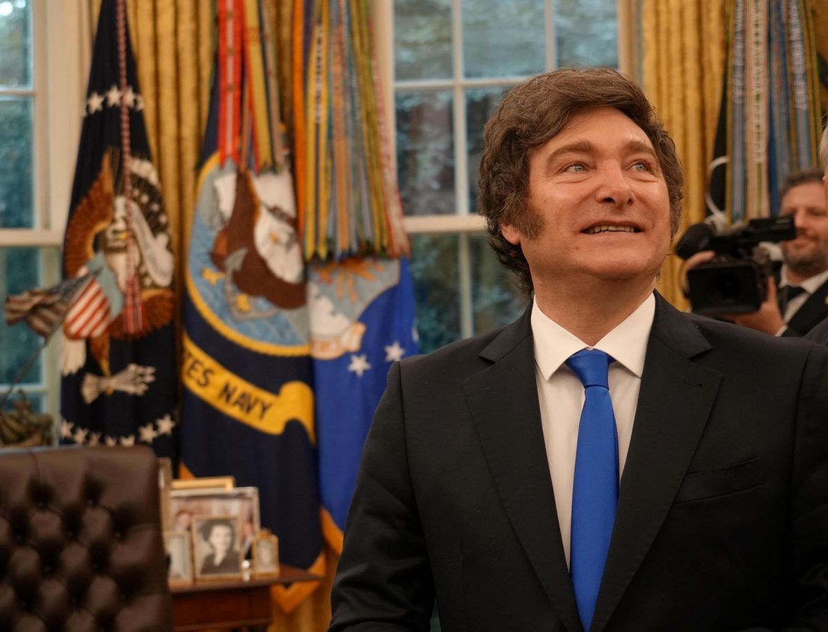 Milei brinda all’accordo con gli Usa: cosa cambia per l’Argentina