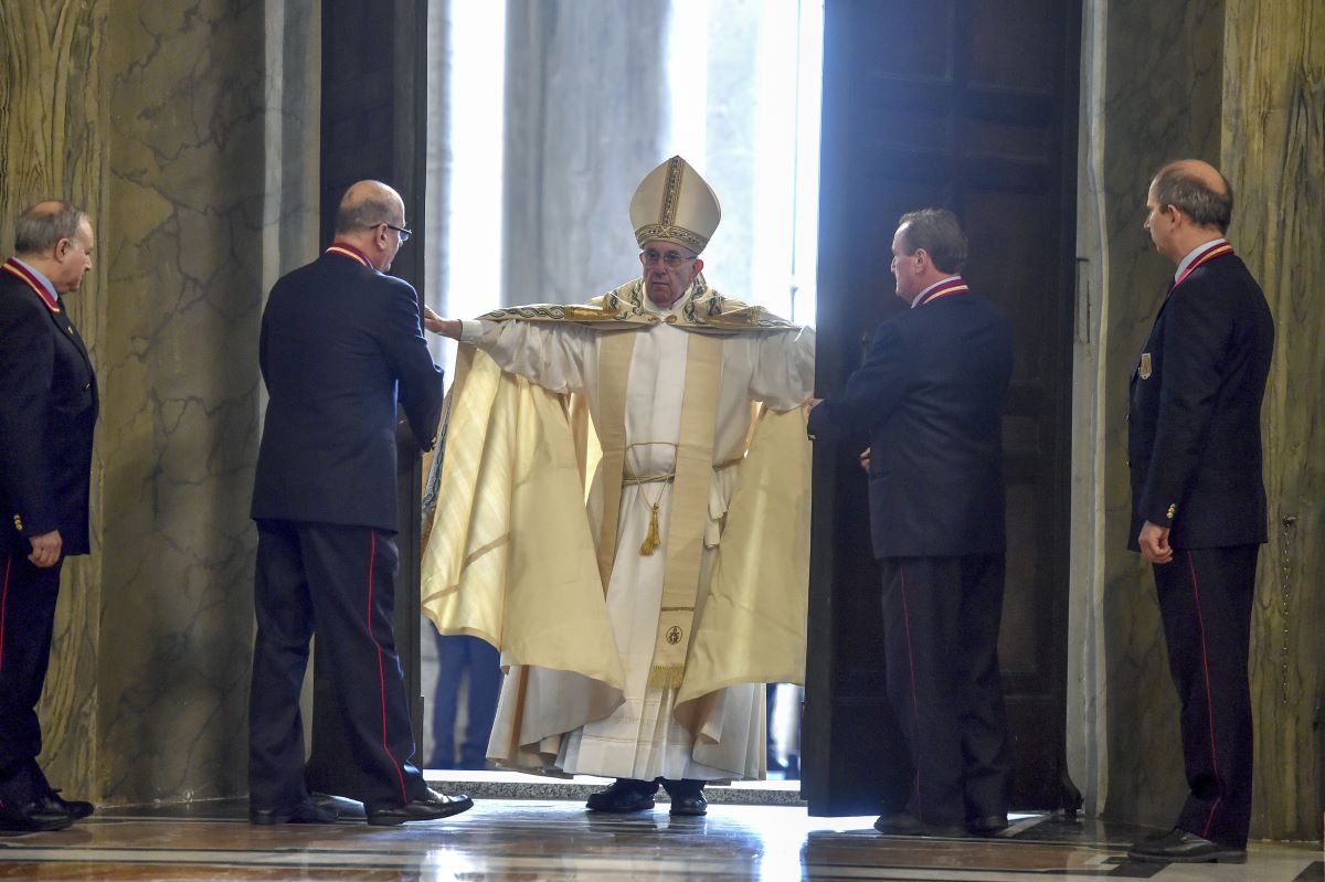 Francesco, quando il cristianesimo è tornato umano
