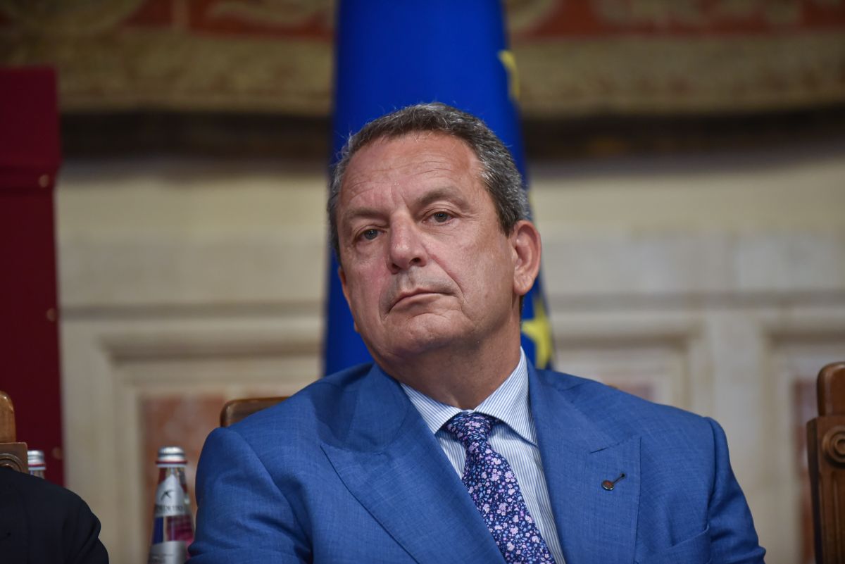 Berlino frena Snam: perché è saltato l’affare Open Grid