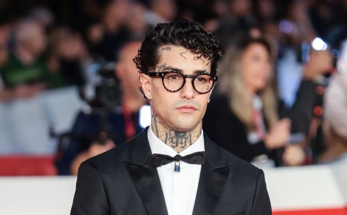 Giulia e Tony Effe, parto fashion