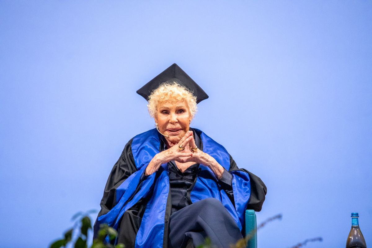 Ornella Vanoni, l’ultimo applauso alla signora della musica