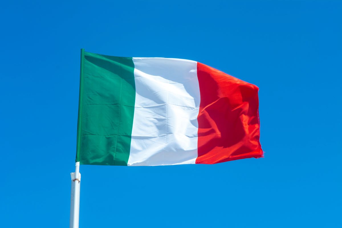 BUON COMPLEANNO, TRICOLORE