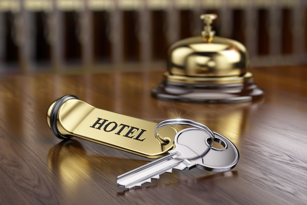 Stretta frontiere a Natale per 6 mln di stranieri. Federalberghi: la crisi per gli alberghi continua