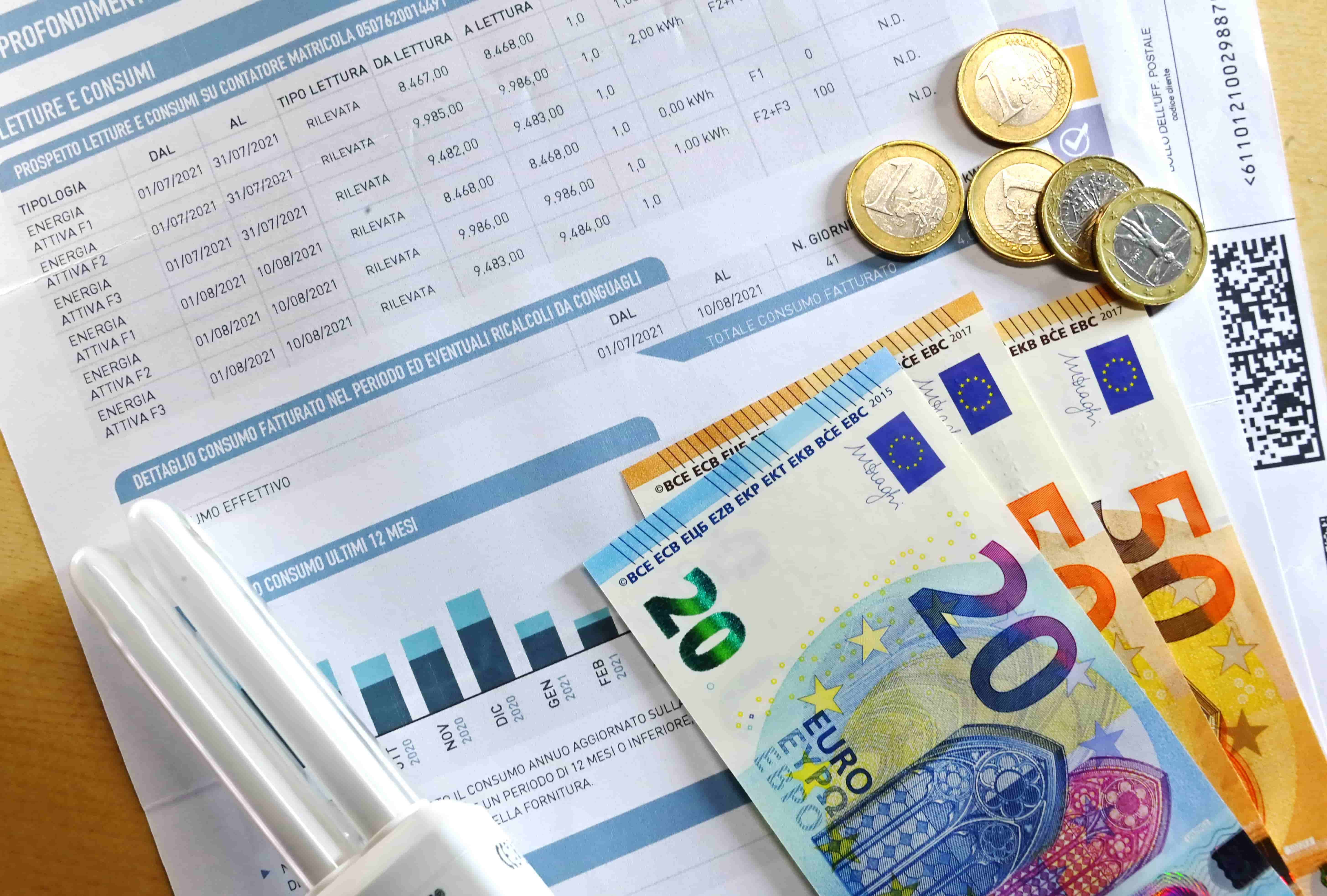 Inflazione, caro energia frena 2 imprese su 3