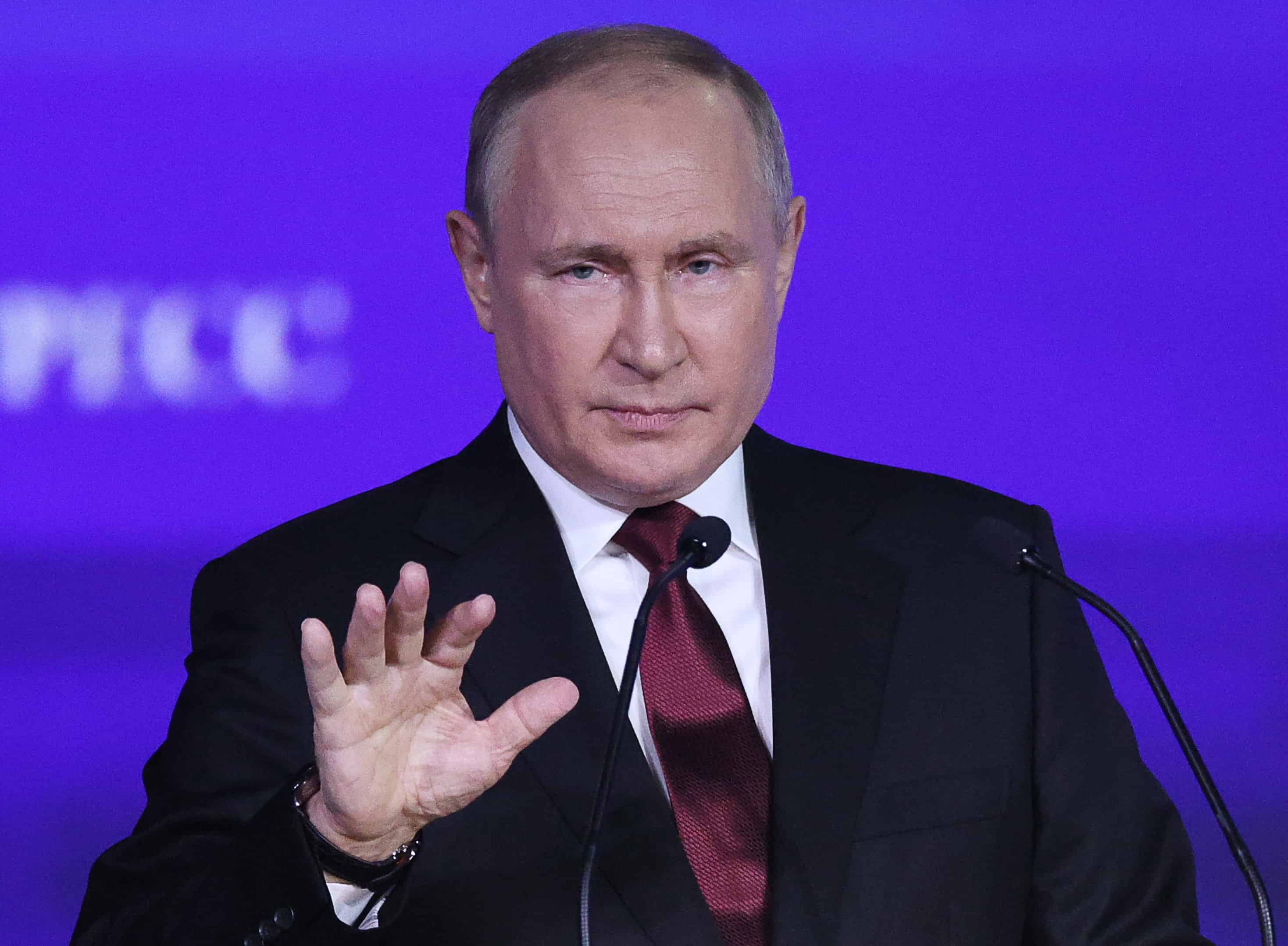 Ucraina: Putin apre a una tregua, ma solo per una pace duratura. Trump: “Parole promettenti”
