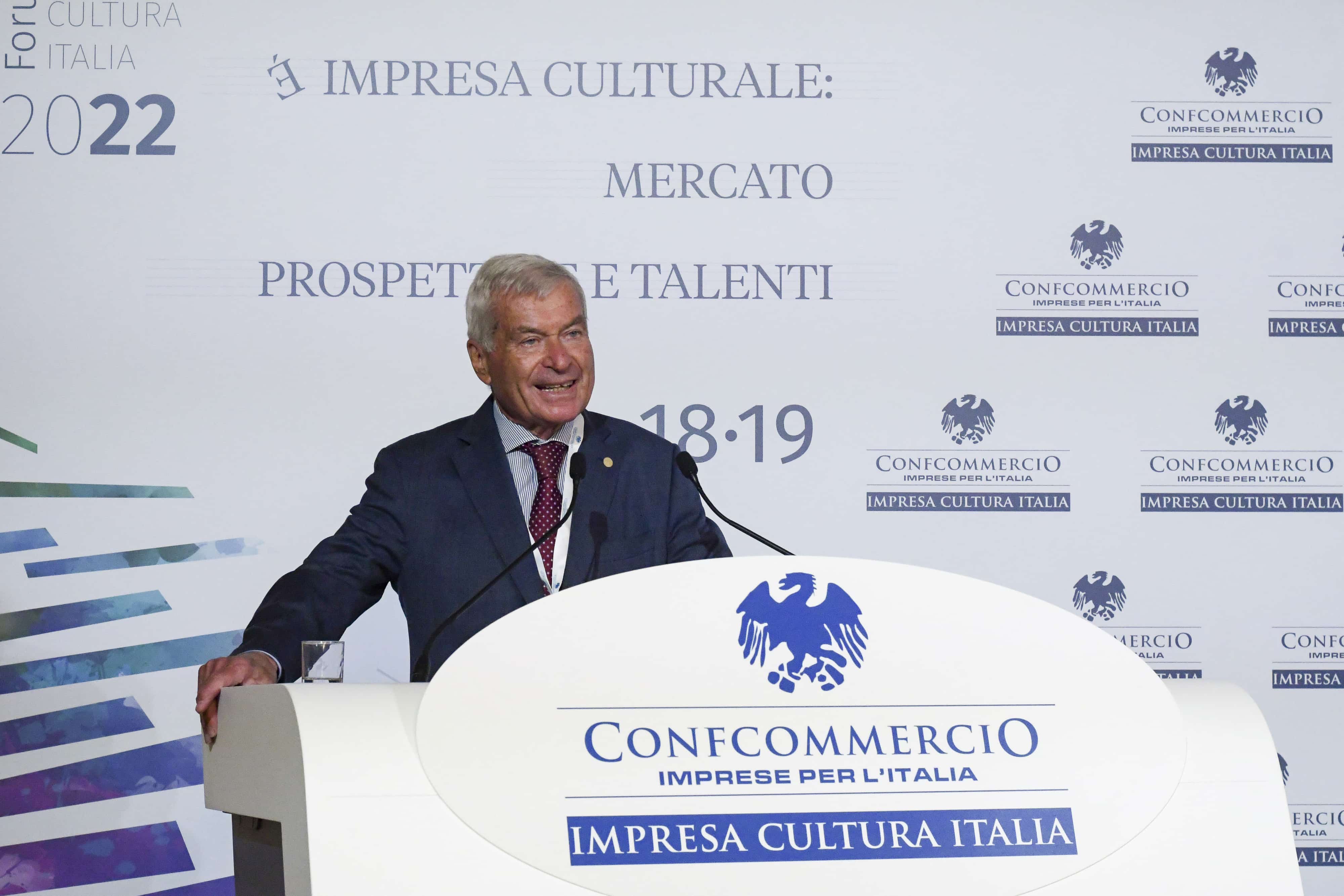 Confcommercio: consumi culturali a rilento, pesa l’incertezza. Il Governo deve intervenire