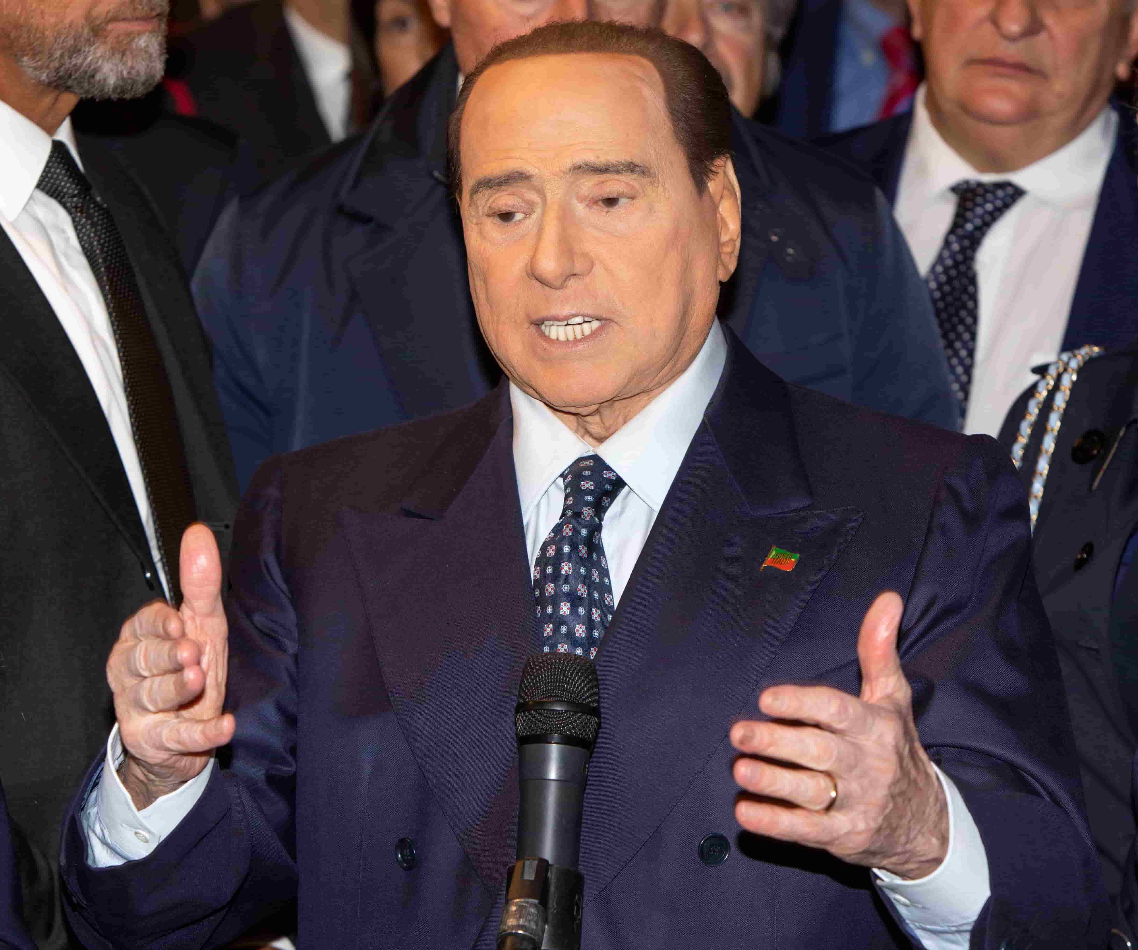 Le ricette del Cavaliere: trofie al (buio) pesto