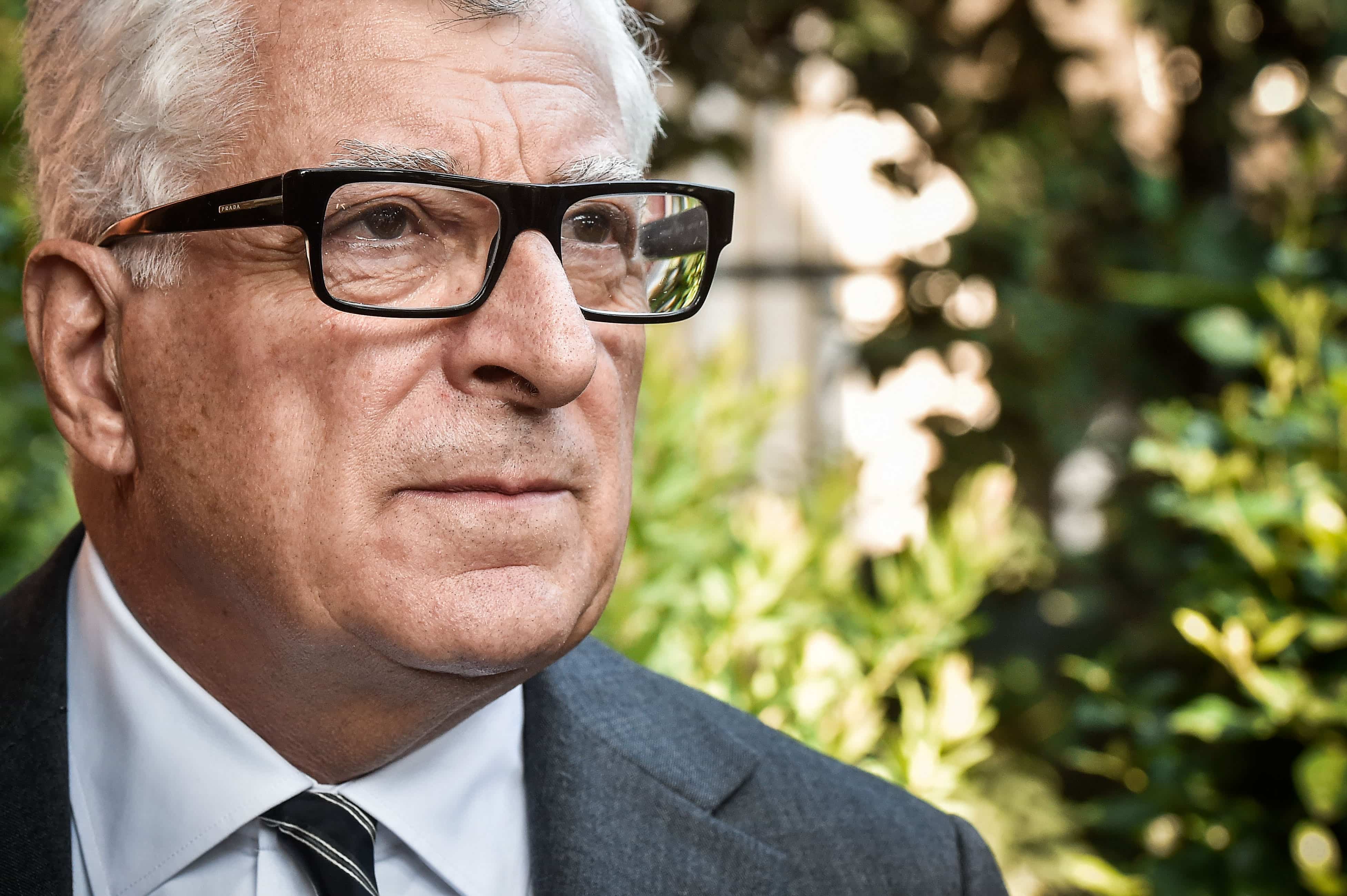 Prada presenta il piano per crescere a 4,5 miliardi di ricavi