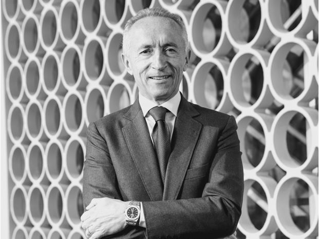 La nuova Range Rover presenta Alberto Galassi, Leader by Attitude