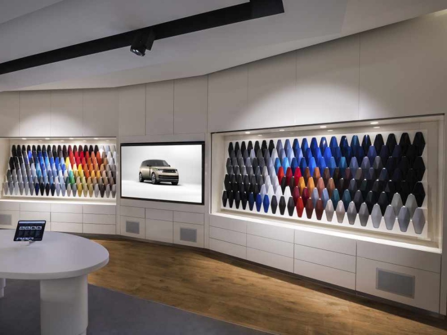 Range Rover SV Bespoke: lusso e personalizzazione al top