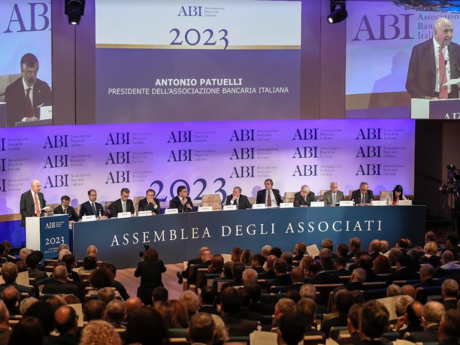 Patuelli (Abi): Le banche italiane disponibili ad allungare la durata dei mutui