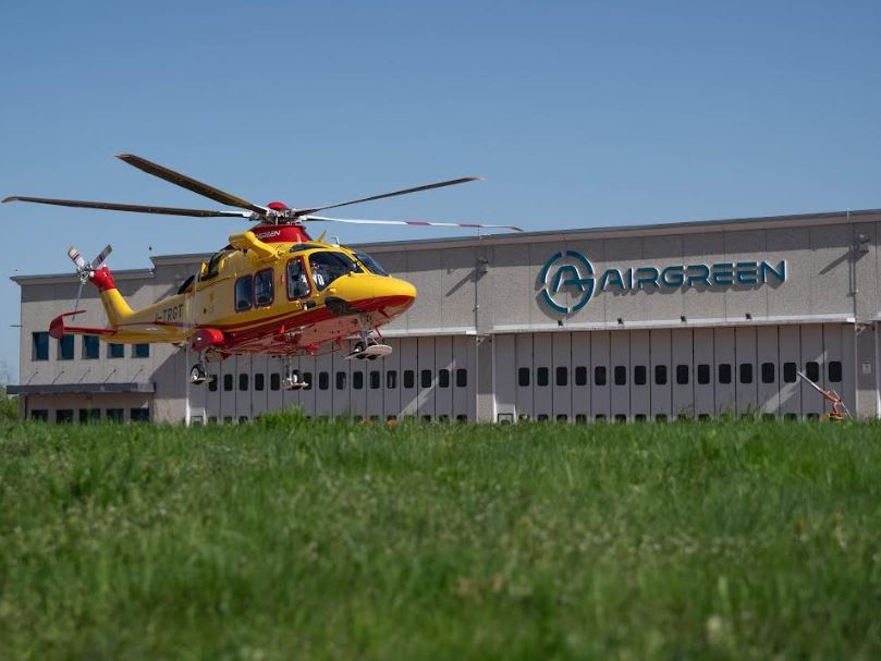 Intesa Sanpaolo sostiene l'ampliamento della flotta di elicotteri di Airgreen