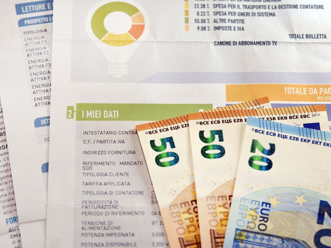 Decreto Bollette: al via l’esame in Commissione, attesi gli emendamenti
