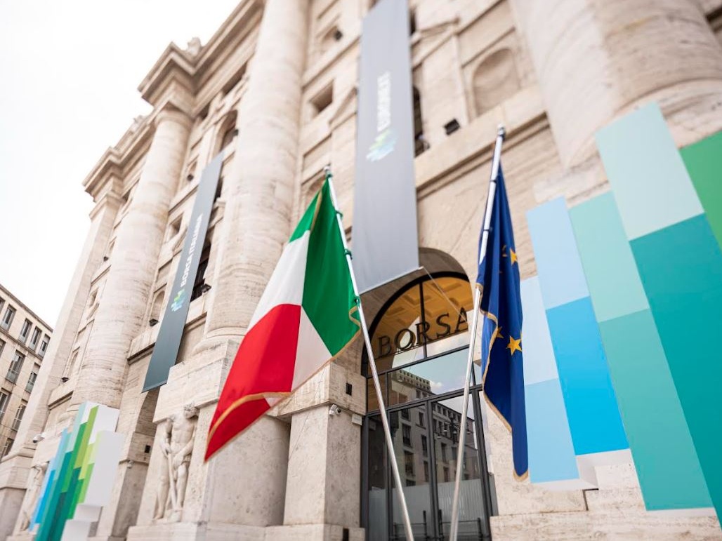 Ottimismo sui mercati: Borse europee in rally, Wall Street in rialzo e materie prime in movimento