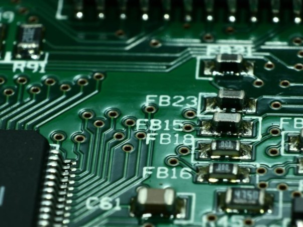 Canon punta su Rapidus: il Giappone accelera sulla filiera nazionale dei chip avanzati