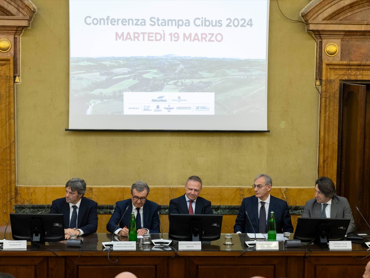 Il ministro Lollobrigida presenta Cibus 2024, l'edizione dei record