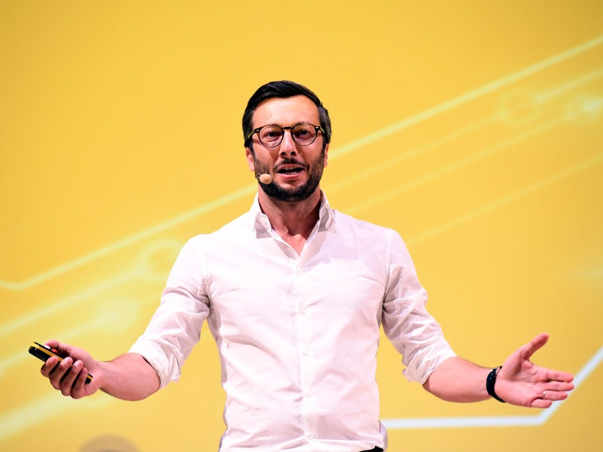 Fastweb e Vodafone: clienti stabili, crescita nei servizi digitali e sinergie in linea con le attese