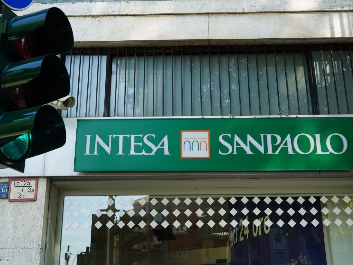 Parità di genere: Intesa Sanpaolo ottiene la certificazione GEEIS-Diversity