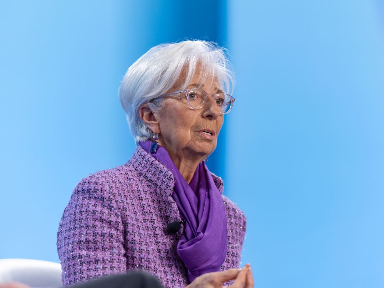 Lagarde: Dazi USA al 25% peserebbero per lo 0,3% sul PIL dell’Eurozona