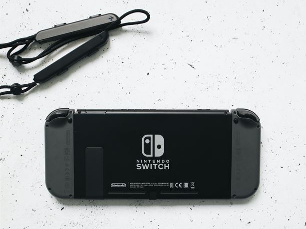 Videogiochi, forte arretramento dei profitti di Nintendo: -19% su base annua