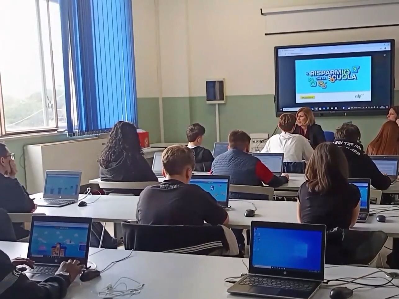 Poste Italiane-CDP: grande successo a Palermo per l'iniziativa Il risparmio che fa scuola