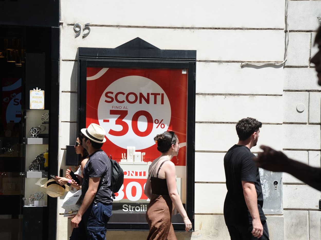 Saldi, finita l’euforia: +1,9% abbigliamento, +1,2% totale mercato