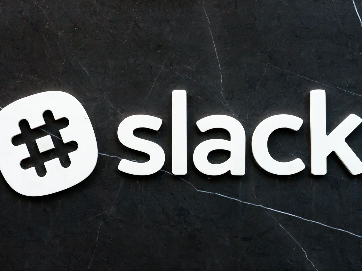 Messaggistica: Slack venduta per 27,7 miliardi di dollari