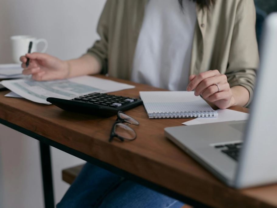 Immobili all’estero, stretta del fisco: accertamenti in aumento sugli italiani con case fuori dai confini