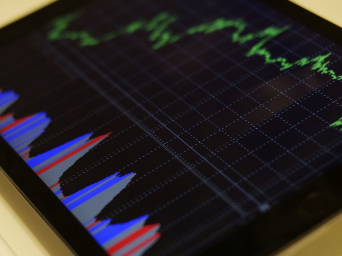 Tassi: alla fine il ciclo di quelli negativi, salgono i timori per i mercati