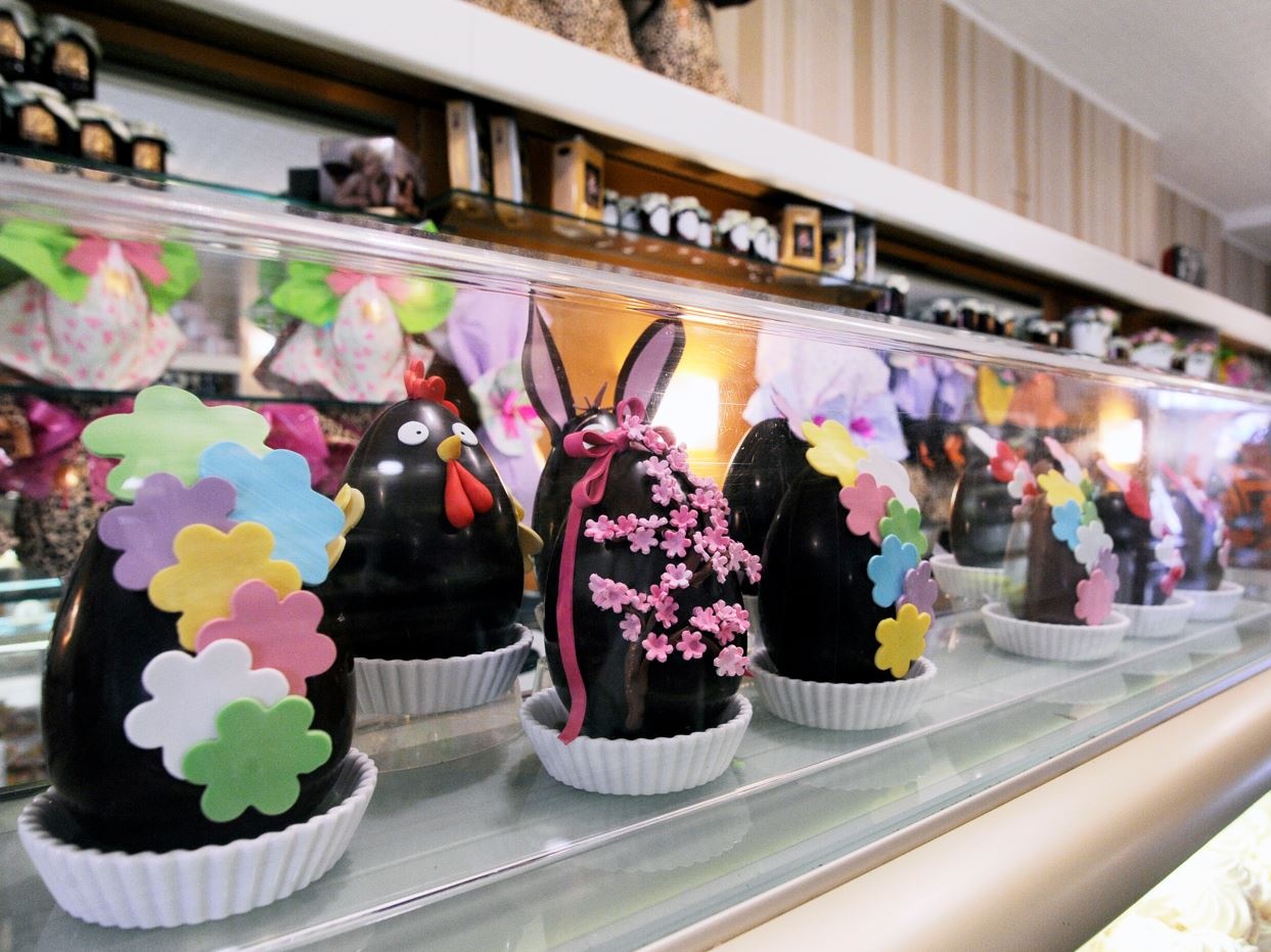 Pasqua: i costi dei prodotti tipici aumentano del +6%, mentre budget ridotti incidono ancora sulle scelte delle famiglie