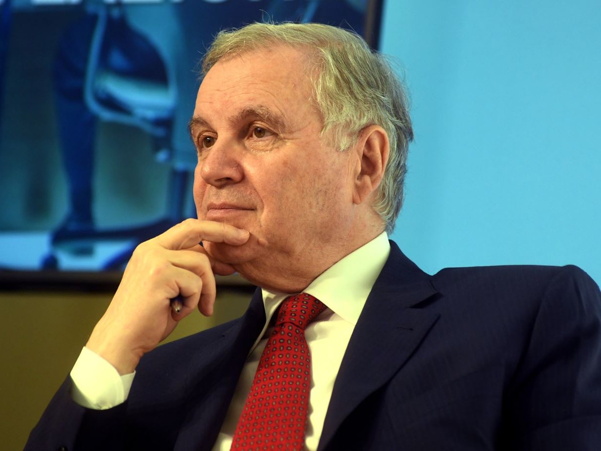 Visco, ormai al passo d'addio, dà le sue ricette per il rilancio del Paese