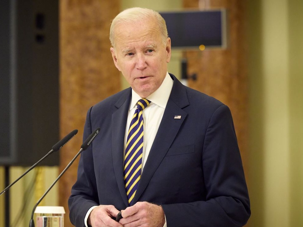 Biden e Xi si incontrano a Lima: dialogo e impegni per una coesistenza pacifica