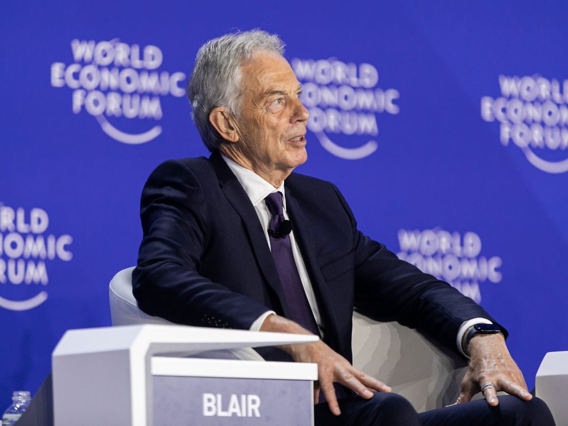 Trump sceglie Blair per guidare Gaza, freno a Israele sulla Cisgiordania