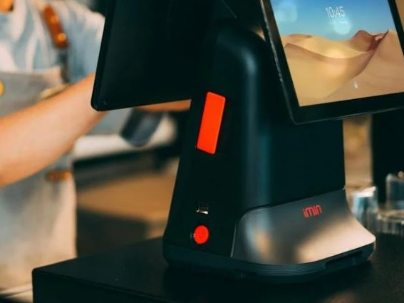 Regno Unito: quello del commesso rischia di essere diventato il mestiere più pericoloso