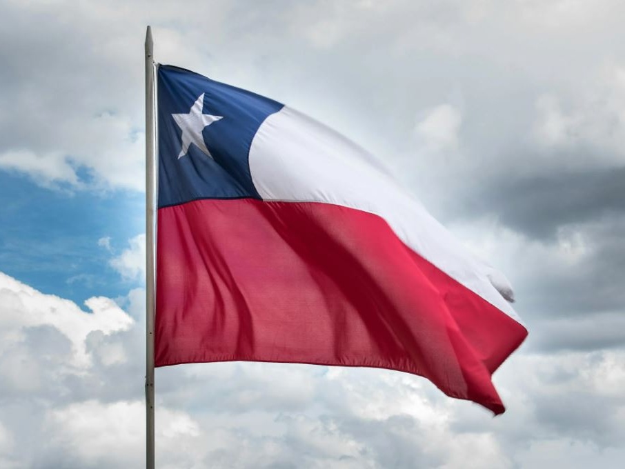 Cile, bollette falsate: si dimette il ministro dell’Energia Diego Pardow