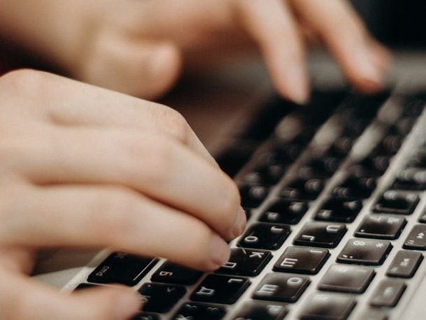 Cina: nuove regole per fermare Ipo americane su aziende tecnologiche