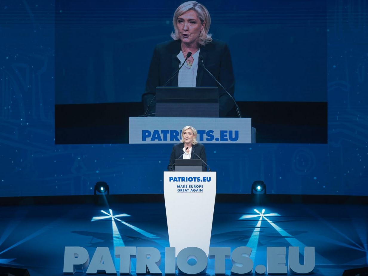 Marine Le Pen attacca dopo la condanna: Sentenza politica