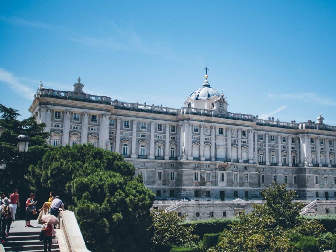 Spagna: il turismo corre, ma Barcellona e Madrid perdono un milione di presenze