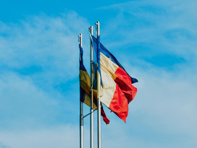 Romania: escluso il candidato filorusso Călin Georgescu, proteste e scontri